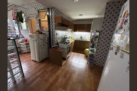 Apartamento à venda com 164m², 4 quartos e 3 vagas