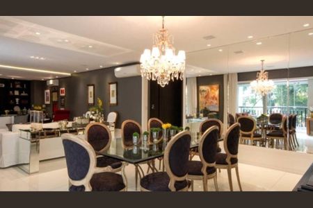 Apartamento à venda com 3 quartos, 230m² em Indianópolis, São Paulo