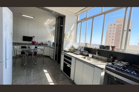 Apartamento à venda com 110m², 3 quartos e 1 vaga