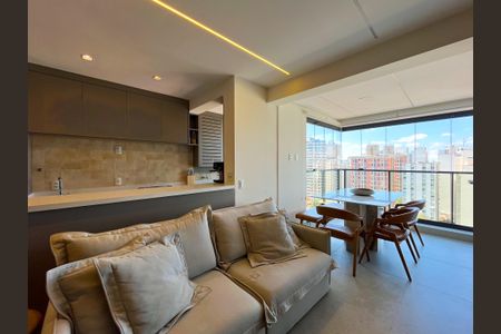 Sala de apartamento à venda com 2 quartos, 67m² em Perdizes, São Paulo