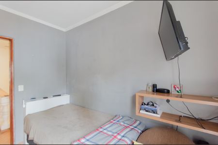 Casa à venda com 220m², 3 quartos e 3 vagasSuíte 2