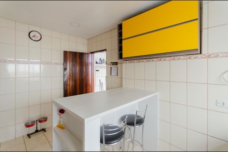 Casa à venda com 220m², 3 quartos e 3 vagasCozinha