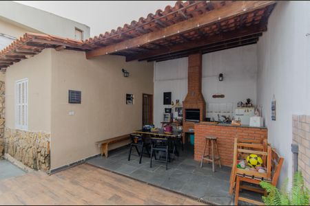 Casa à venda com 220m², 3 quartos e 3 vagasÁrea gourmet