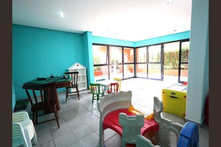 Apartamento à venda com 110m², 2 quartos e 2 vagasÁrea Comum - Playground