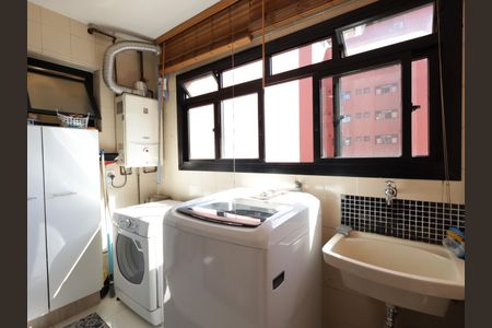 Apartamento à venda com 110m², 2 quartos e 2 vagasÁrea de Serviço