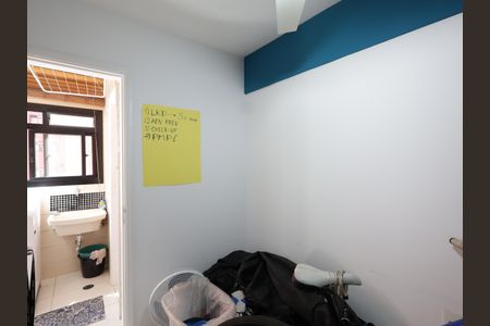 Apartamento à venda com 110m², 2 quartos e 2 vagasQuarto de Serviço