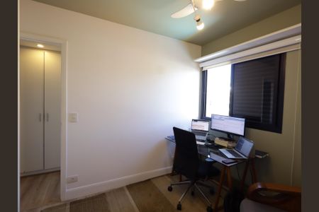 Apartamento à venda com 110m², 2 quartos e 2 vagasQuarto