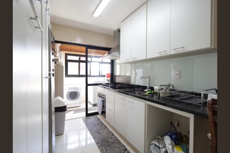 Apartamento à venda com 110m², 2 quartos e 2 vagasCozinha