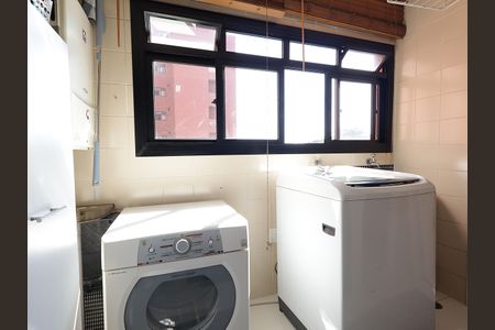 Apartamento à venda com 110m², 2 quartos e 2 vagasÁrea de Serviço