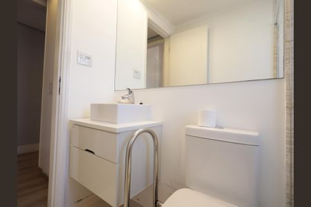 Apartamento à venda com 110m², 2 quartos e 2 vagasBanheiro Social