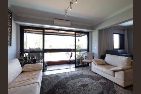 Apartamento à venda com 110m², 2 quartos e 2 vagasSala