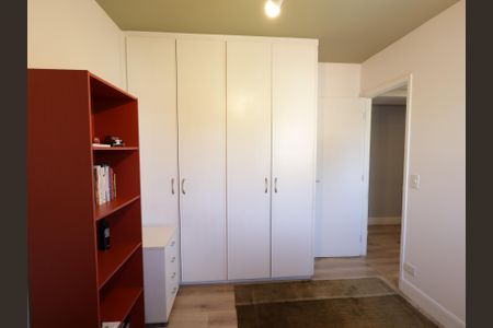 Apartamento à venda com 110m², 2 quartos e 2 vagasQuarto