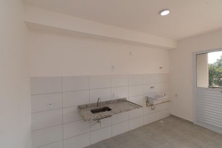 Apartamento para alugar com 51m², 2 quartos e 1 vaga Apartamento para alugar com 51m², 2 quartos e 1 vagaCozinha e Área de Serviço