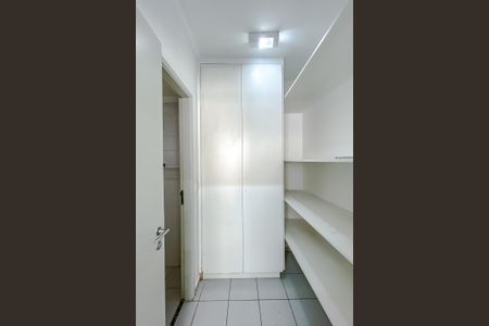 Apartamento para alugar com 114m², 2 quartos e 2 vagasQuarto de Serviço