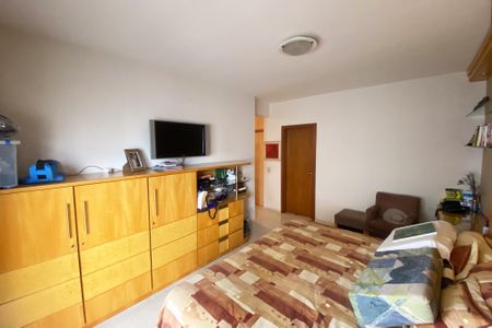 Apartamento para alugar com 230m², 4 quartos e 3 vagasSuíte 3