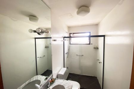 Apartamento para alugar com 230m², 4 quartos e 3 vagasBanheiro da Suíte 1