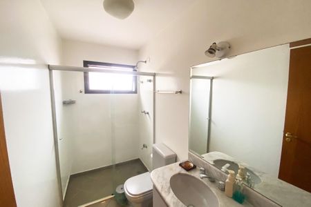 Apartamento para alugar com 230m², 4 quartos e 3 vagasBanheiro da Suíte 2