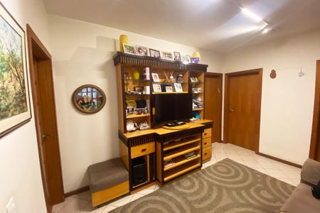 Apartamento para alugar com 230m², 4 quartos e 3 vagasEscritório