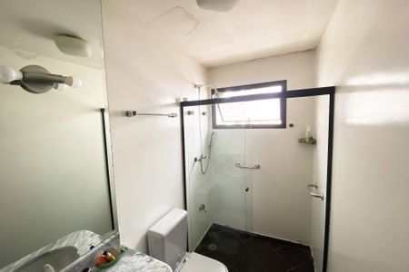 Apartamento para alugar com 230m², 4 quartos e 3 vagasBanheiro da Suíte 1