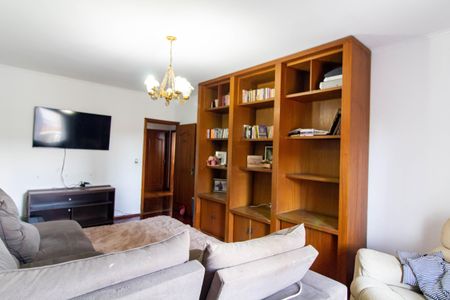 Casa à venda com 300m², 3 quartos e 5 vagas Casa à venda com 300m², 3 quartos e 5 vagasSala 2