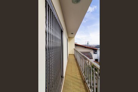 Casa à venda com 300m², 3 quartos e 5 vagas Casa à venda com 300m², 3 quartos e 5 vagasVaranda Quarto 2 e 3