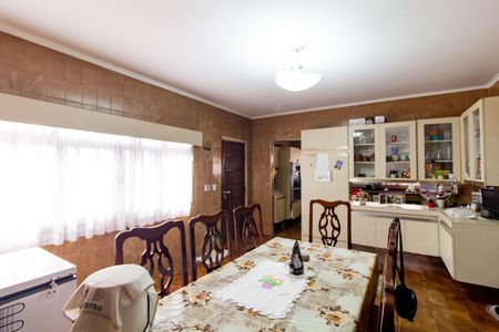 Casa à venda com 300m², 3 quartos e 5 vagas Casa à venda com 300m², 3 quartos e 5 vagasCozinha