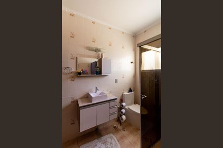 Casa à venda com 300m², 3 quartos e 5 vagas Casa à venda com 300m², 3 quartos e 5 vagasBanheiro Social