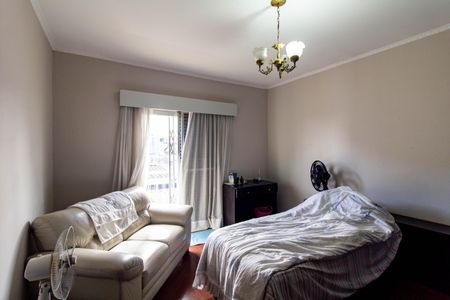 Casa à venda com 300m², 3 quartos e 5 vagas Casa à venda com 300m², 3 quartos e 5 vagasQuarto 2