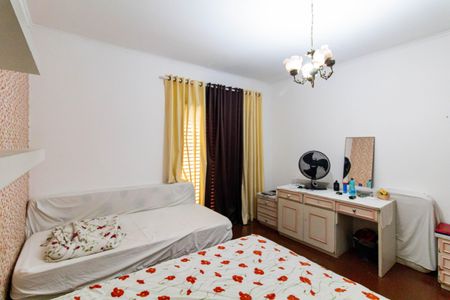 Casa à venda com 300m², 3 quartos e 5 vagas Casa à venda com 300m², 3 quartos e 5 vagasQuarto 3