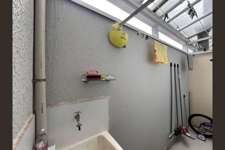 Apartamento para alugar com 58m², 2 quartos e 1 vagaQuintal