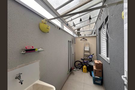 Apartamento para alugar com 58m², 2 quartos e 1 vagaQuintal
