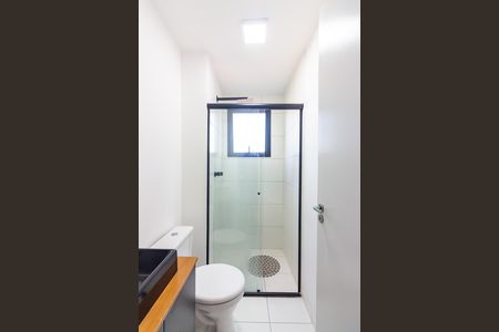 Apartamento para alugar com 55m², 2 quartos e 1 vaga Apartamento para alugar com 55m², 2 quartos e 1 vagaBanheiro da Suíte