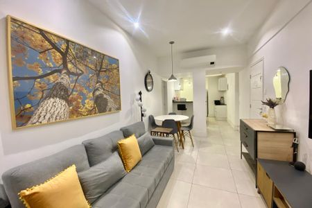Apartamento à venda com 56m², 1 quarto e sem vagaSala