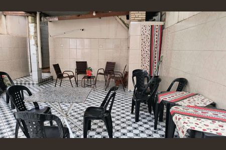 Casa à venda com 120m², 3 quartos e 2 vagasÁrea Externa