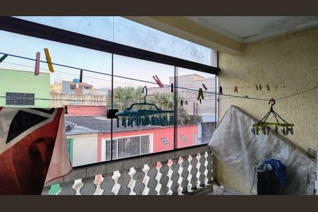 Casa à venda com 120m², 3 quartos e 2 vagasVaranda