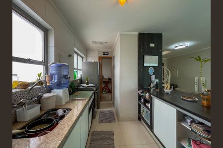 Apartamento à venda com 170m², 3 quartos e 3 vagasFoto 24