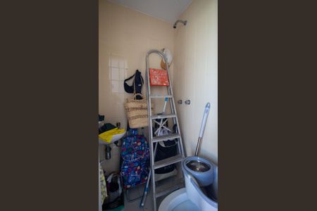 Apartamento à venda com 267m², 4 quartos e 2 vagasBanheiro de Serviço