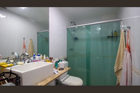 Apartamento à venda com 267m², 4 quartos e 2 vagasBanheiro da Suíte 3