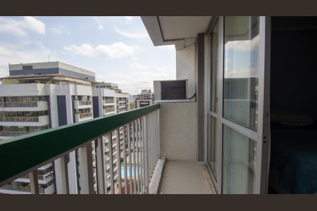 Apartamento à venda com 267m², 4 quartos e 2 vagasSacada da Suíte 1