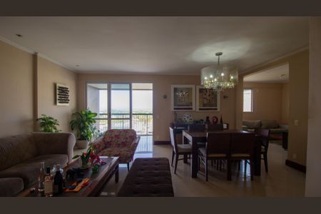 Apartamento à venda com 267m², 4 quartos e 2 vagasSala
