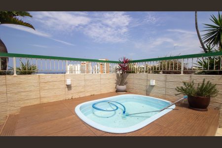 Apartamento à venda com 267m², 4 quartos e 2 vagasCobertura