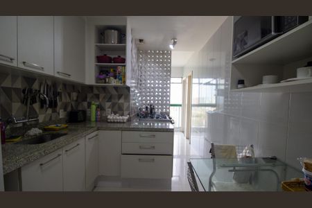 Apartamento à venda com 267m², 4 quartos e 2 vagasCozinha e Área de Serviço