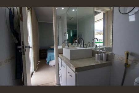 Apartamento à venda com 267m², 4 quartos e 2 vagasBanheiro da Suíte 1