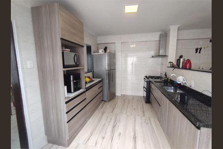 Casa à venda com 210m², 3 quartos e 4 vagas