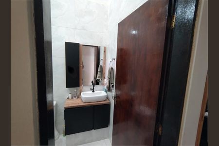 Casa à venda com 210m², 3 quartos e 4 vagas