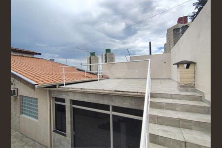 Casa à venda com 210m², 3 quartos e 4 vagas
