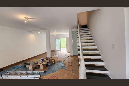 Casa à venda com 188m², 4 quartos e 4 vagas