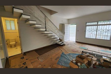 Casa à venda com 188m², 4 quartos e 4 vagas