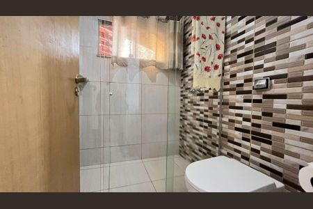 Casa à venda com 308m², 5 quartos e 3 vagas