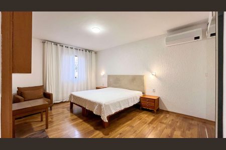 Casa à venda com 5 quartos, 308m² em Castelo, Belo Horizonte